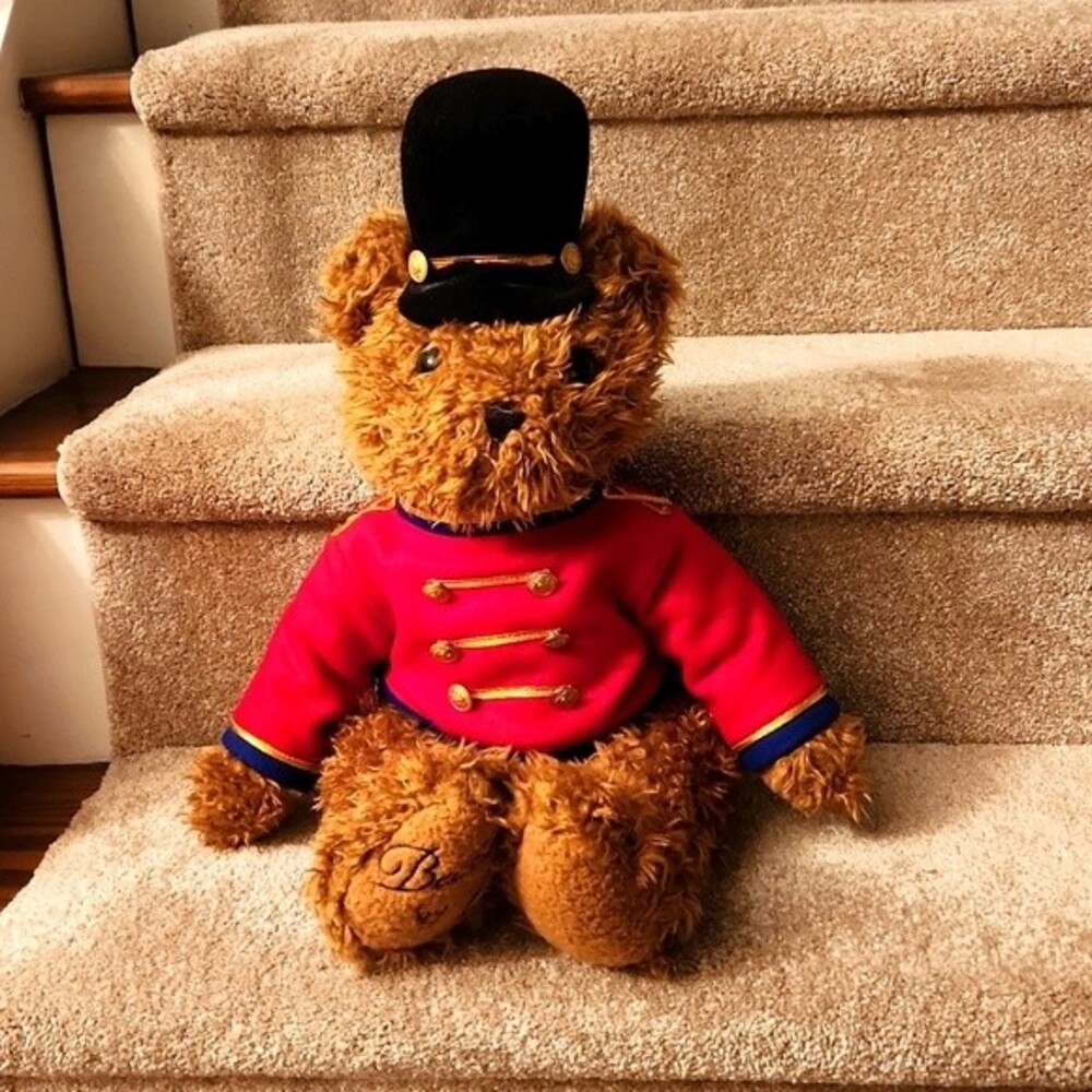 Belks "Belkie" Bear Vintage 1999 Christmas in Toy Soldier Outfit Jointed 21"